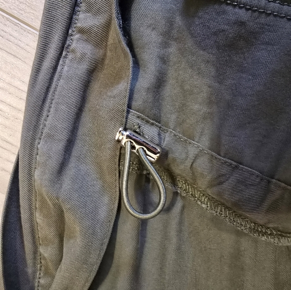 Green Jacket - Picture 6 of 8